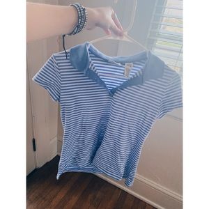 CROP TOP WOTH COLLAR // VINTAGE THRIFT// SIZE XS